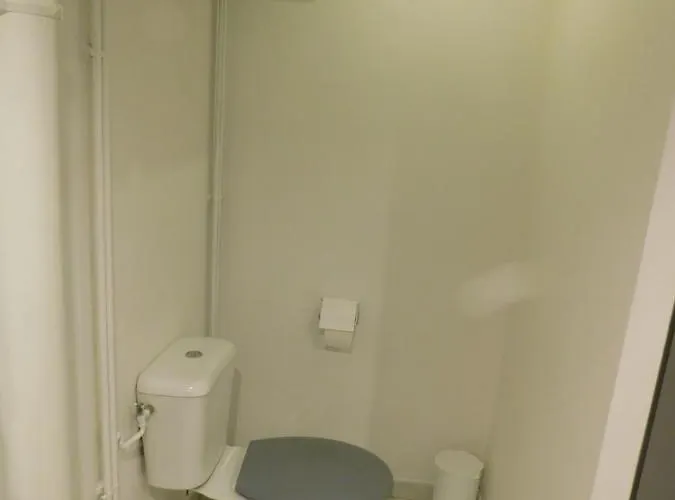 De La Cote Apartment